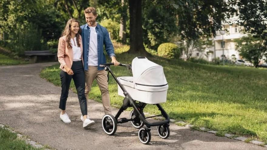 High-tech in the Pram
